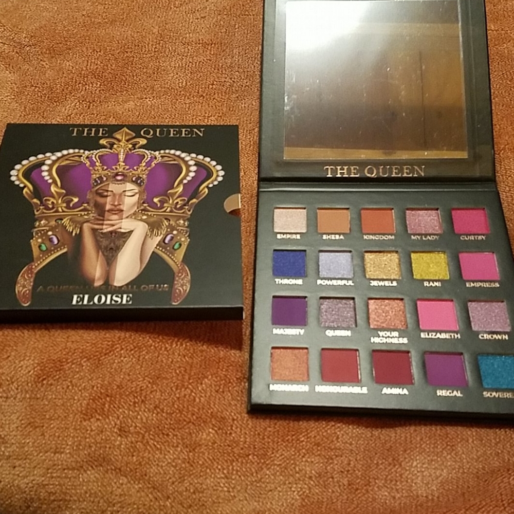 Eloise The Queen Eye Shadow Palette